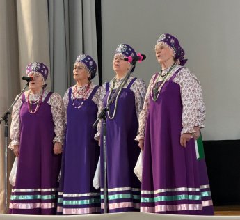 Отчетный концерт народного коллектива ансамбля "Лейся, песня!"